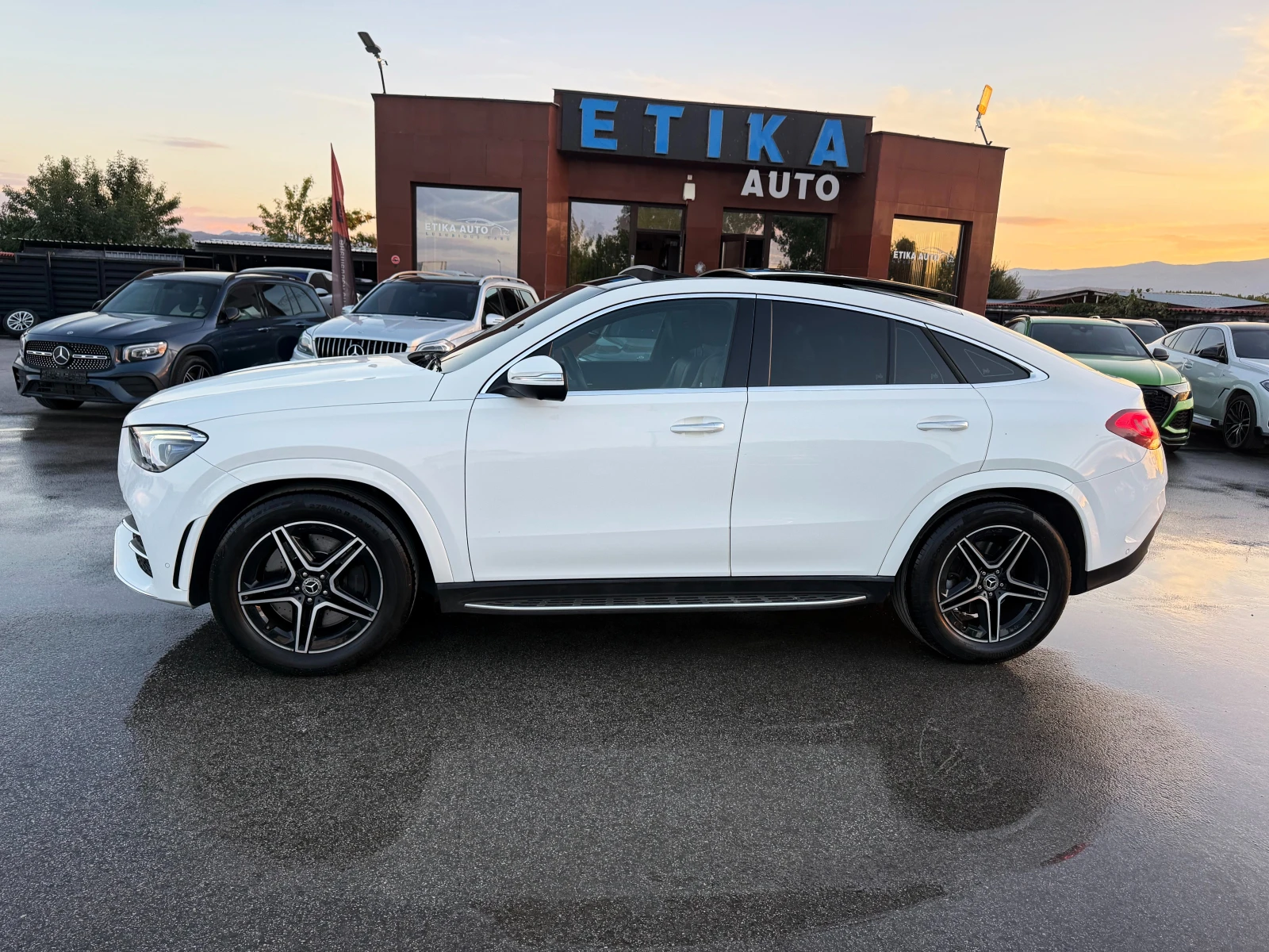 Mercedes-Benz GLE 400 52000км-AMG-HEAD UP-DISTRONIK-PANORAMA-360KAMERI-!, снимка 4 - Автомобили и джипове - 56323332