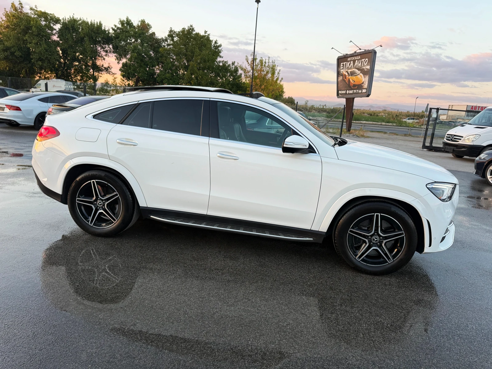 Mercedes-Benz GLE 400 52000км-AMG-HEAD UP-DISTRONIK-PANORAMA-360KAMERI-!, снимка 2 - Автомобили и джипове - 56323332