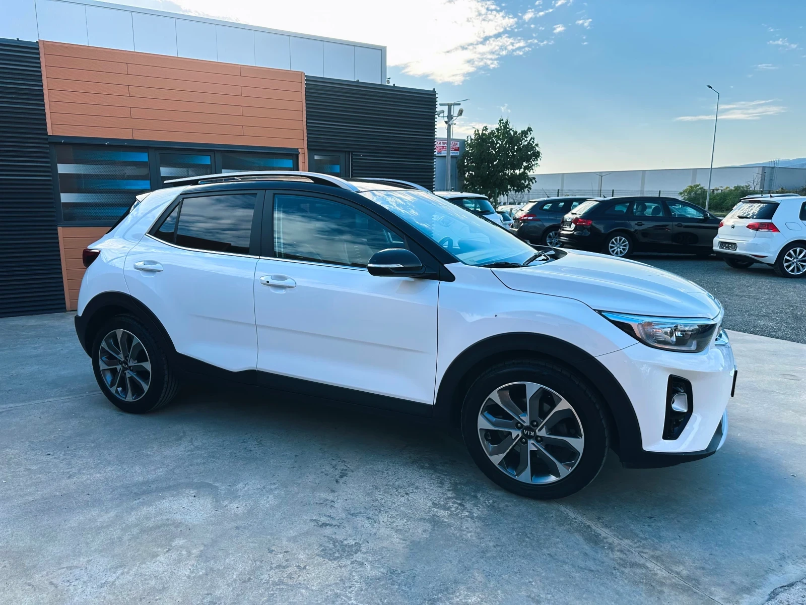 Kia Stonic 1.4 GPL/Navi/Keyless/������ | Mobile.bg � ����������� 4