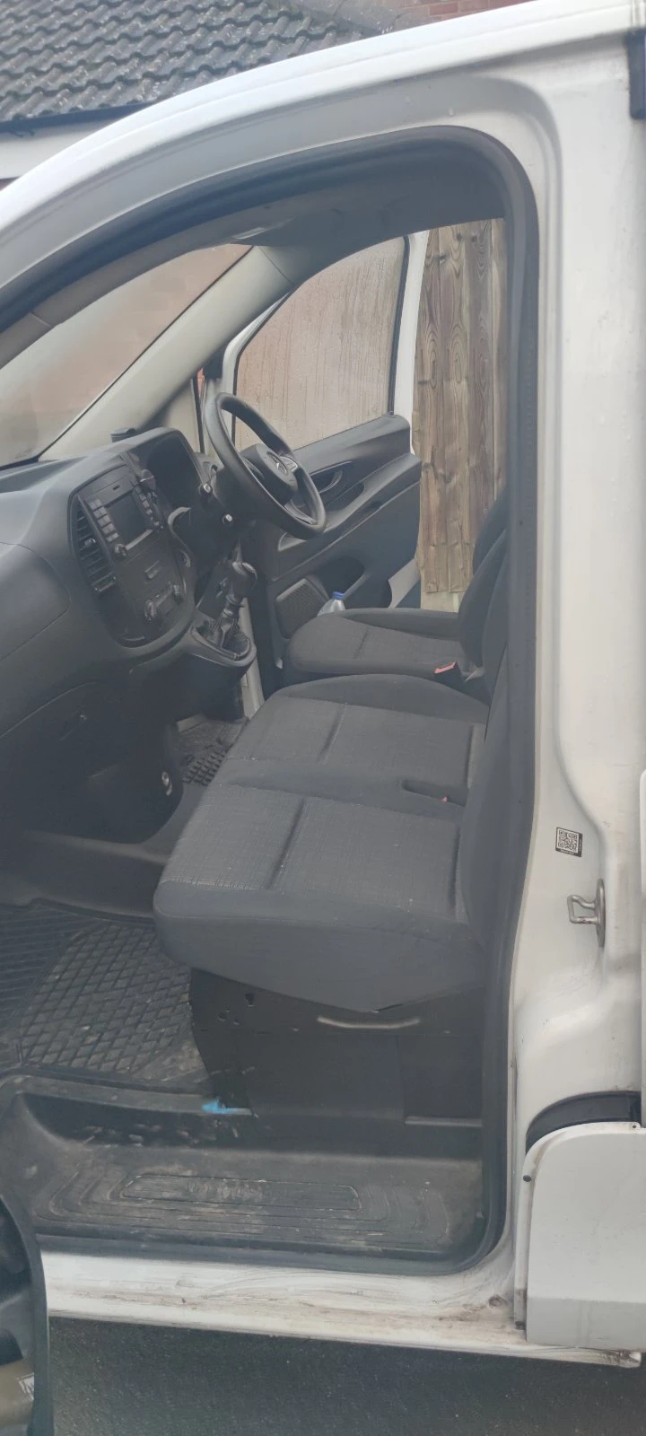 Mercedes-Benz Vito 111, снимка 4 - Бусове и автобуси - 55118528