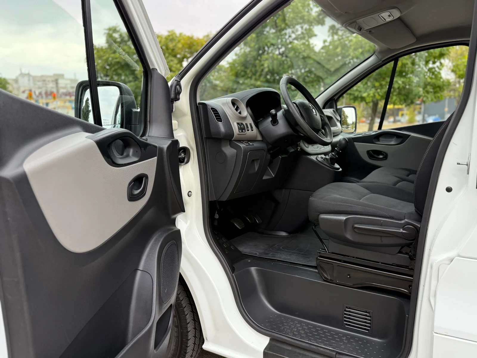 Renault Trafic 10000 km  !  | Mobile.bg   13