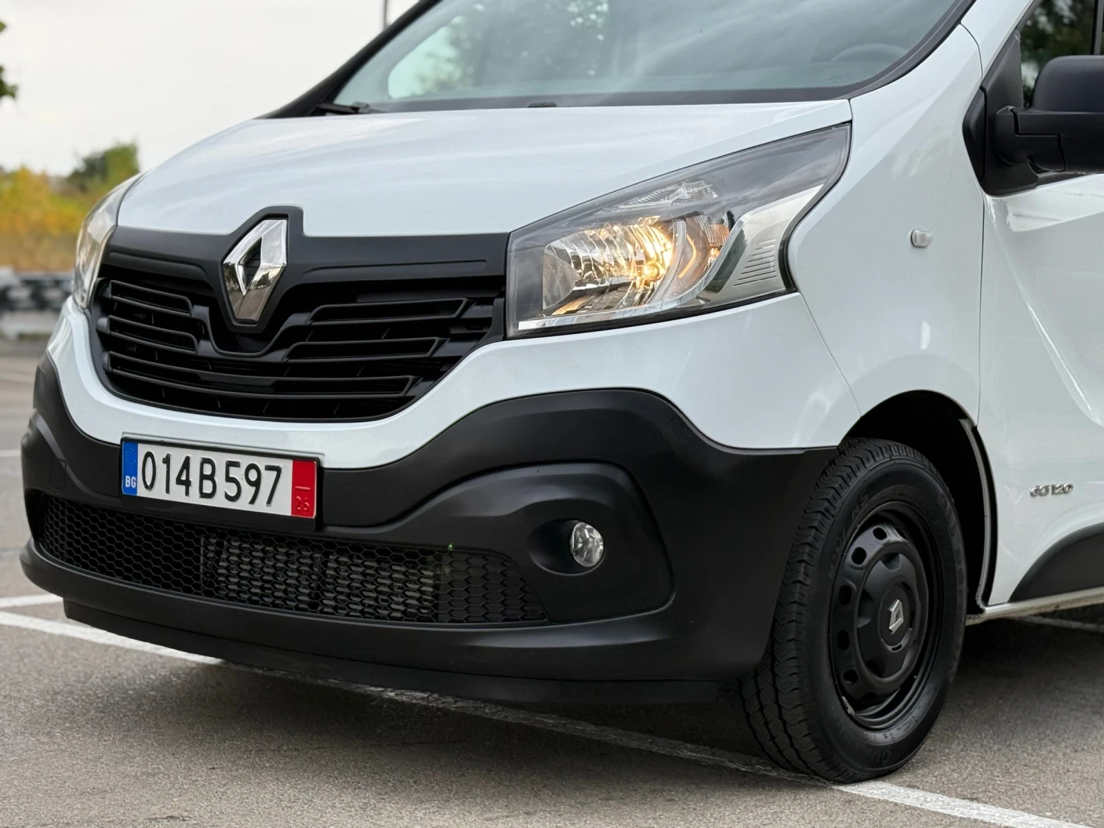 Renault Trafic Хладилен БЕЗ НАДСТРОЙКА ! - изображение 2
