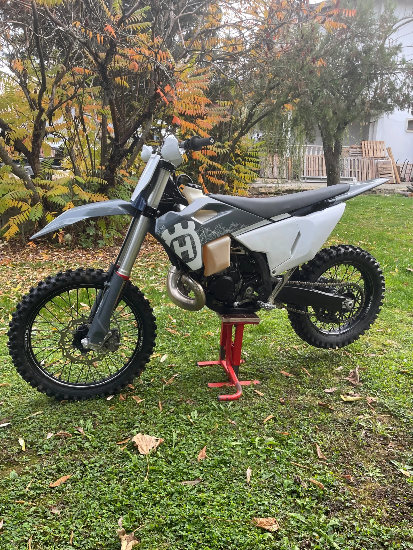 Husqvarna TE 300 PRO - изображение 2