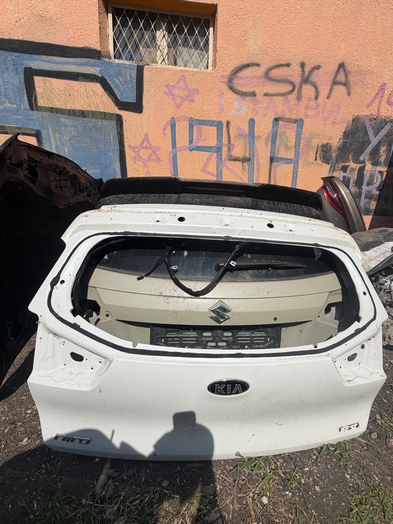 Kia Niro 2017г заден капак гол
