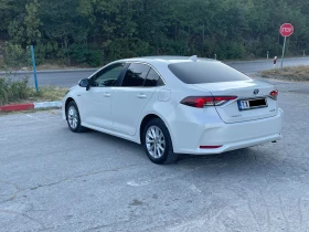 Обява за продажба на Toyota Corolla 1.8 Hybrid e-CVT Executive- в Гаранция ~37 995 лв. - изображение 3