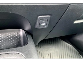 Toyota Corolla * Backup Camera | CarPlay | Great Value | SiriusXM - 42400 лв. / 21678.78 € - 57641299 15