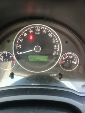 VW Up - 3720 € / 7275.69 лв. - 84169289 11
