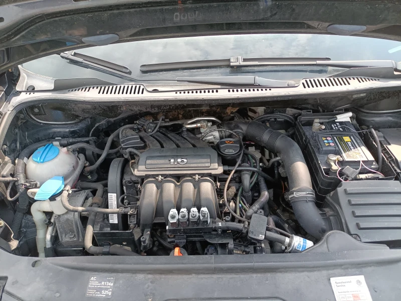 VW Touran 7 мес Нова газова уредба , снимка 11 - Автомобили и джипове - 47151053