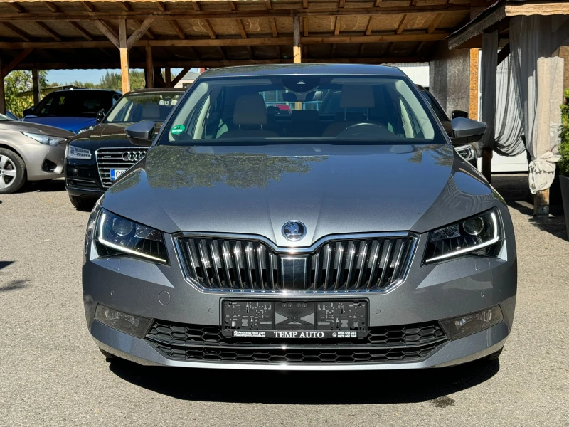 Skoda Superb 2.0TDI* 190к.с* СЕРВИЗНА КНИЖКА С ПЪЛНА ИСТОРИЯ , снимка 2 - Автомобили и джипове - 47449201