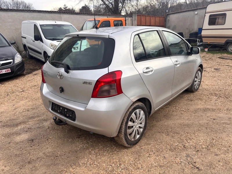 Toyota Yaris 1.4D-4D, снимка 5 - Автомобили и джипове - 48600665