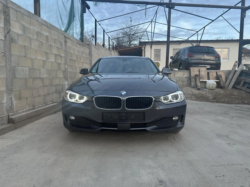 BMW 320 Кожа Подгрев Distronic , снимка 8 - Автомобили и джипове - 49267280