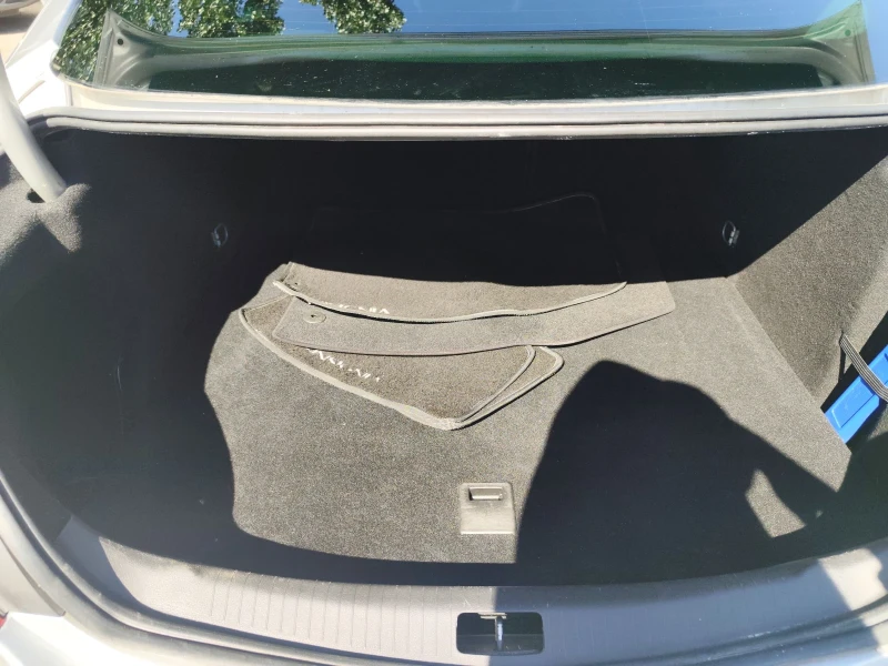 Opel Insignia 2.0 CDTI/Ecotec Facelift/Navigation , снимка 13 - Автомобили и джипове - 51970992