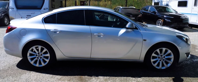 Opel Insignia 2.0 CDTI/Ecotec Facelift/Navigation , снимка 3 - Автомобили и джипове - 51970992