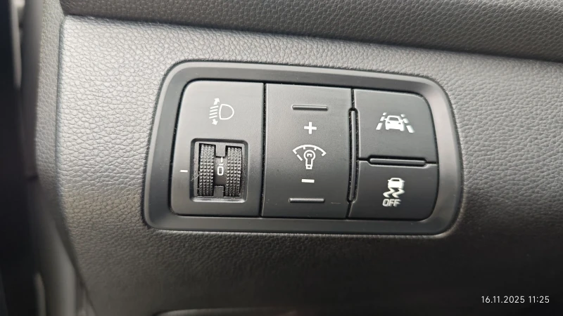 Hyundai I20 1.4, снимка 14 - Автомобили и джипове - 52430055