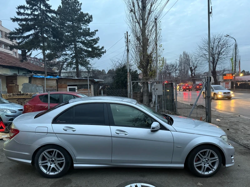 Mercedes-Benz C 200, снимка 7 - Автомобили и джипове - 52834447