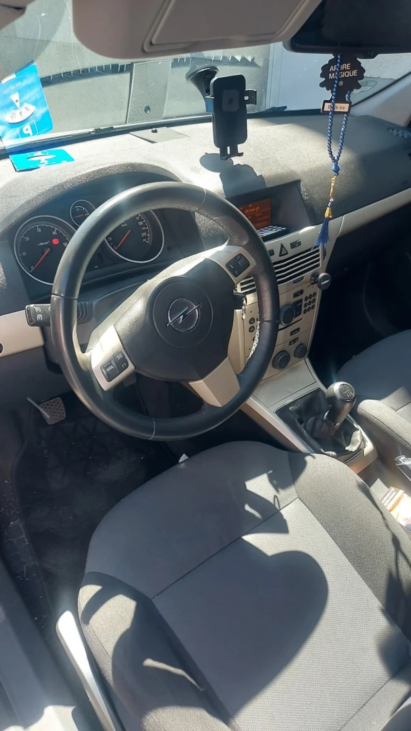 Opel Astra, снимка 8 - Автомобили и джипове - 52872369
