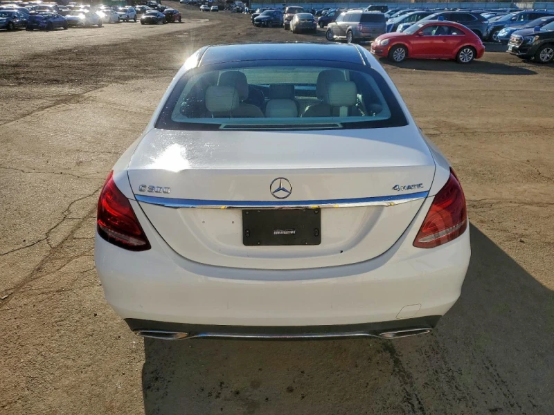 Mercedes-Benz C 300 4MATIC, снимка 5 - Автомобили и джипове - 52937174