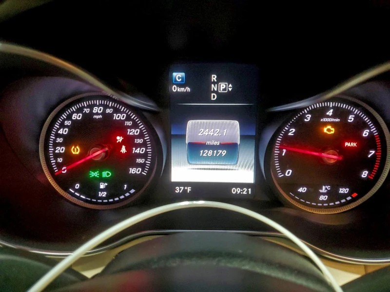 Mercedes-Benz C 300 4MATIC, снимка 7 - Автомобили и джипове - 52937174