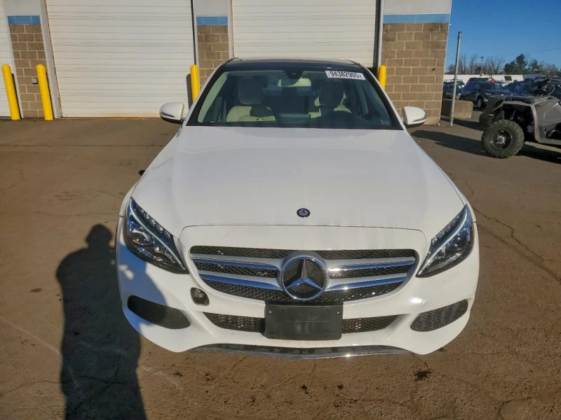 Mercedes-Benz C 300 4MATIC, снимка 2 - Автомобили и джипове - 52937174