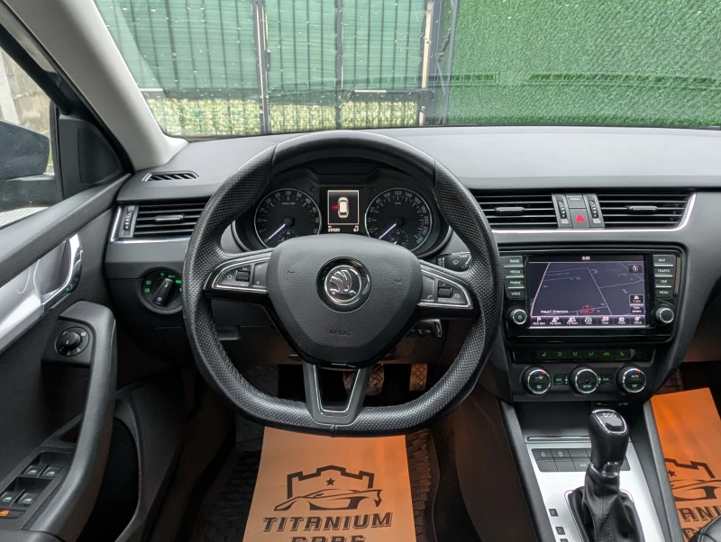 Skoda Octavia 2.0TDI 150кс.* DSG6* Подгрев* Темпомат* Гаранция, снимка 9 - Автомобили и джипове - 53476382