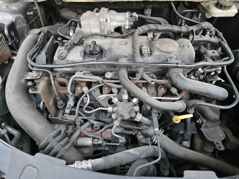 Ford Mondeo 1.8TDCI - TITANIUM, снимка 14 - Автомобили и джипове - 53496176