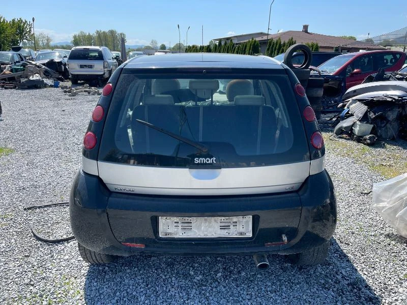 Smart Forfour 1.5 DCI, снимка 4 - Автомобили и джипове - 38359916