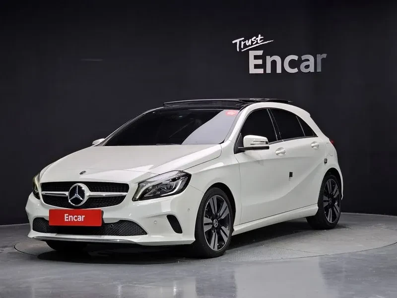 Mercedes-Benz A 200 W176