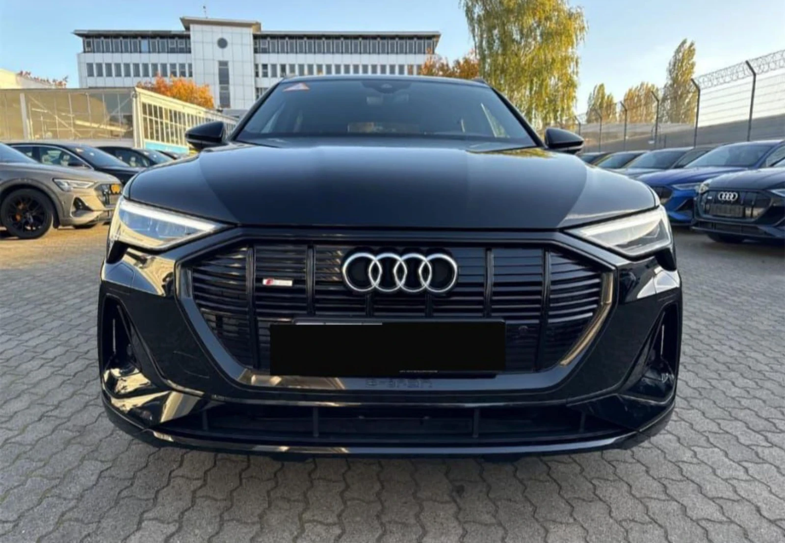 Audi E-Tron Quatro/Sportback/2xSline/Kam/Led - изображение 2