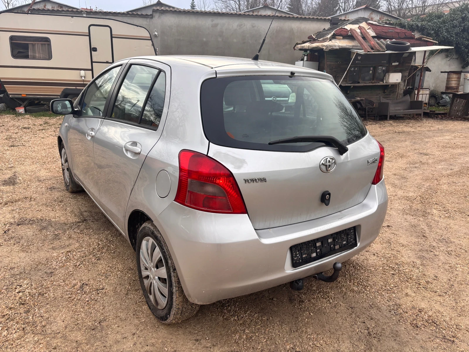 Toyota Yaris 1.4D-4D - изображение 6