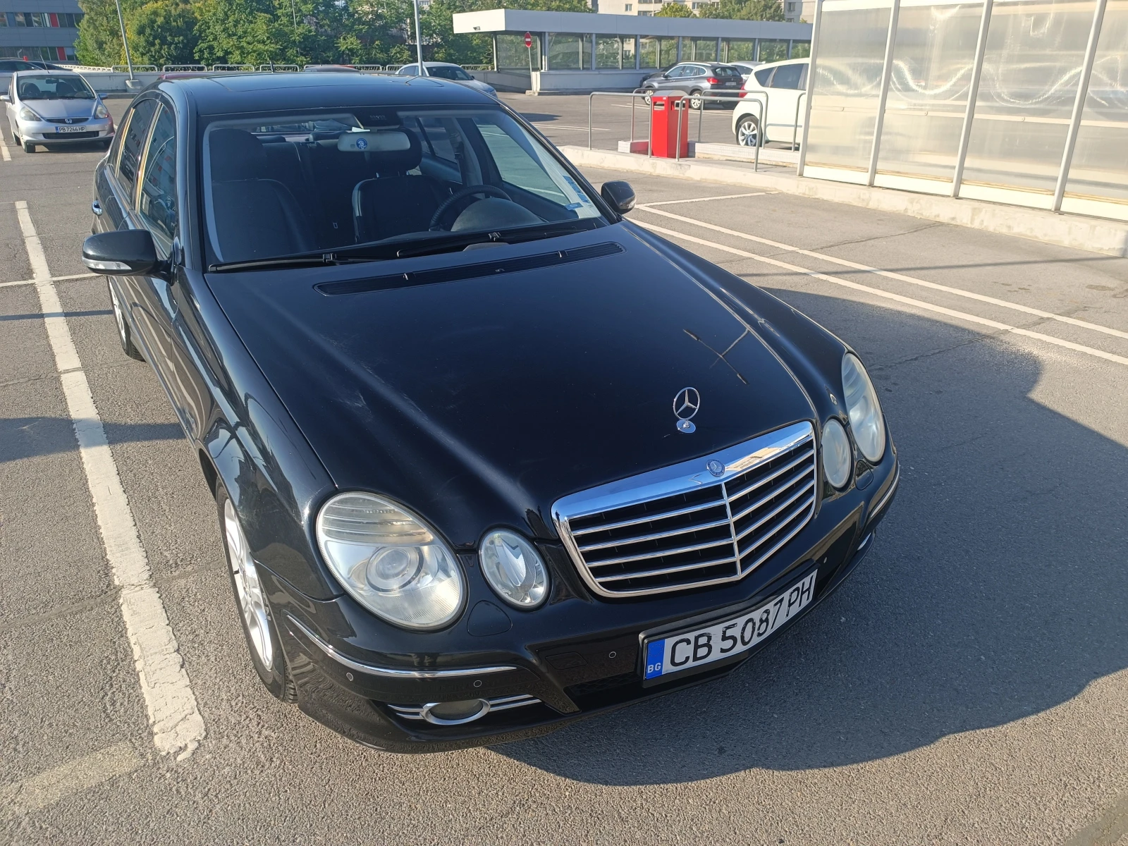 Mercedes-Benz E 220  - изображение 2