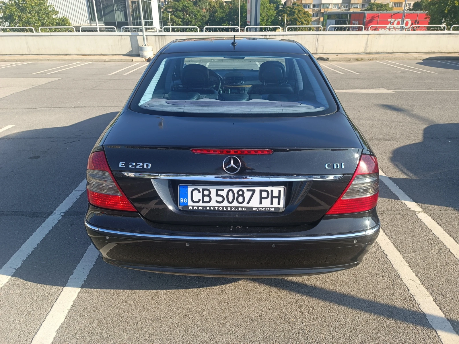 Mercedes-Benz E 220  - изображение 3