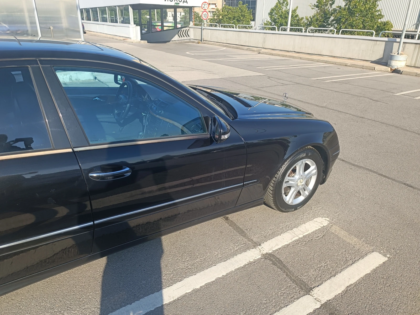Mercedes-Benz E 220  - изображение 4