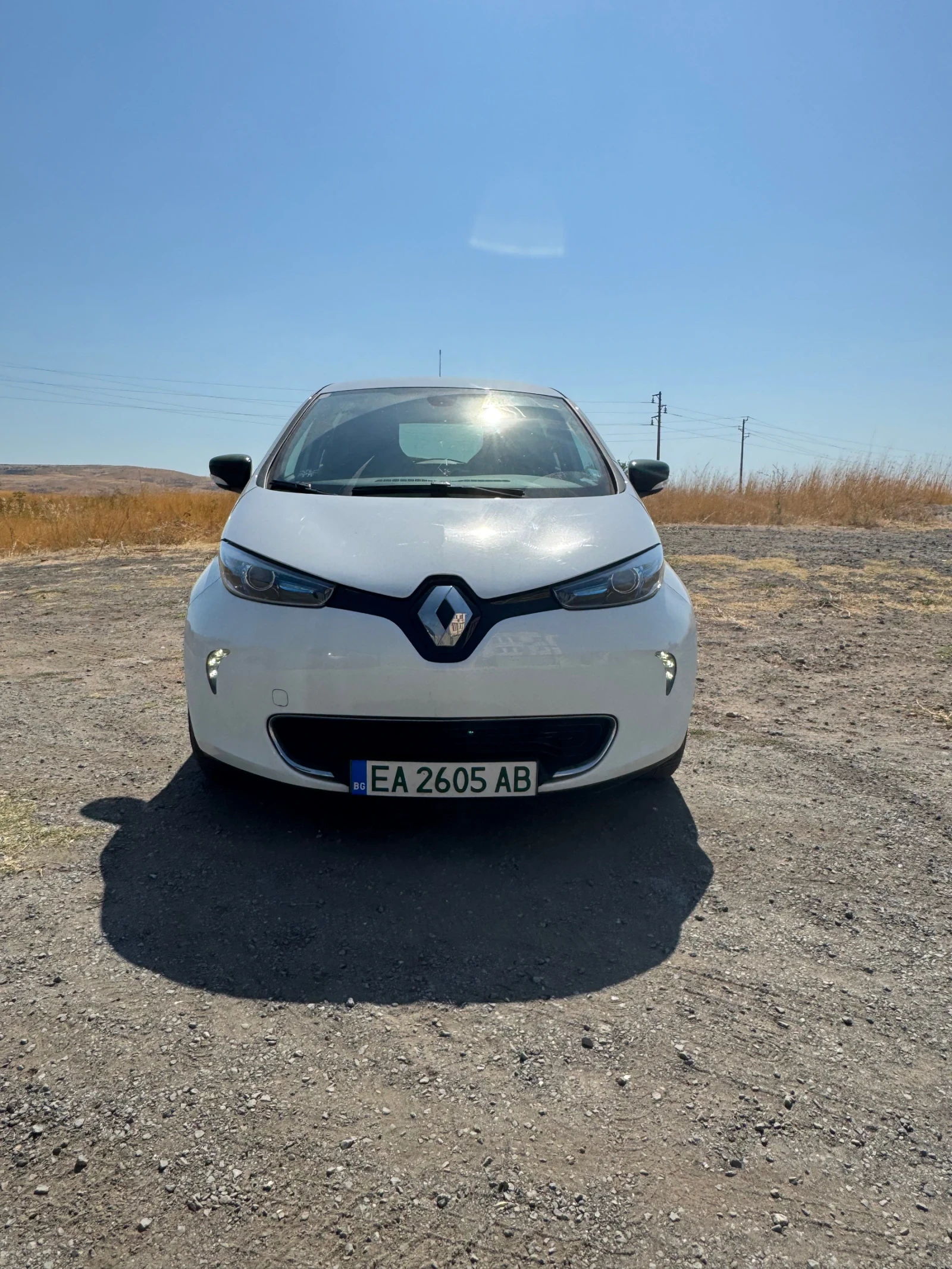 Renault Zoe 41kw 90 к.с. 48000 км пробег. Собствена батерия - изображение 9