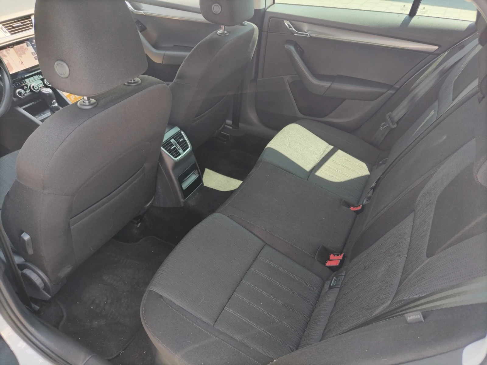 Skoda Octavia 2.0TDI 150�.�. 4X4 | Mobile.bg � ����������� 13