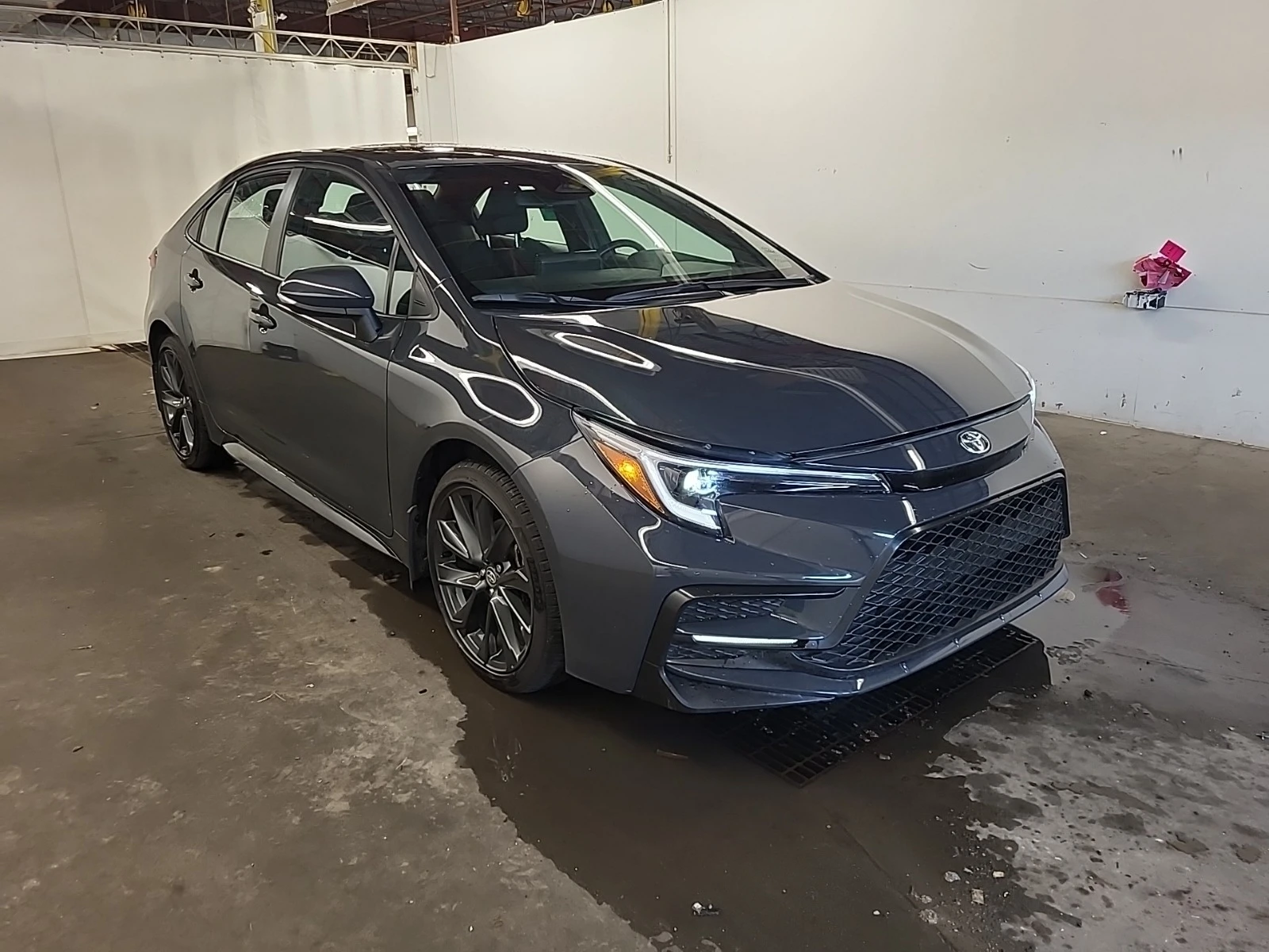 Toyota Corolla SE * * CARFAX * * АВТО КРЕДИТ * *  - изображение 2