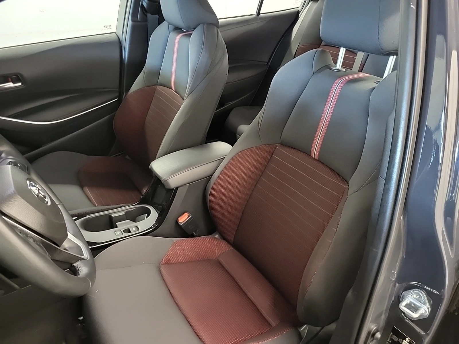 Toyota Corolla SE * * CARFAX * * АВТО КРЕДИТ * *  - изображение 8