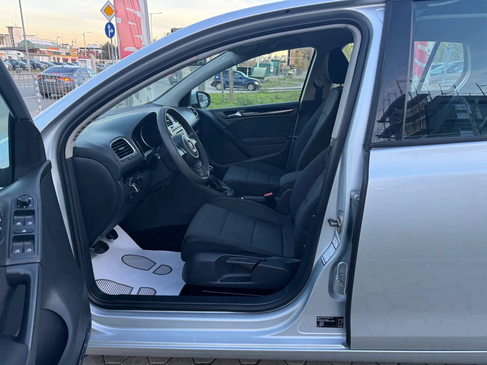 VW Golf 2.0TDi/140к.с. - изображение 8