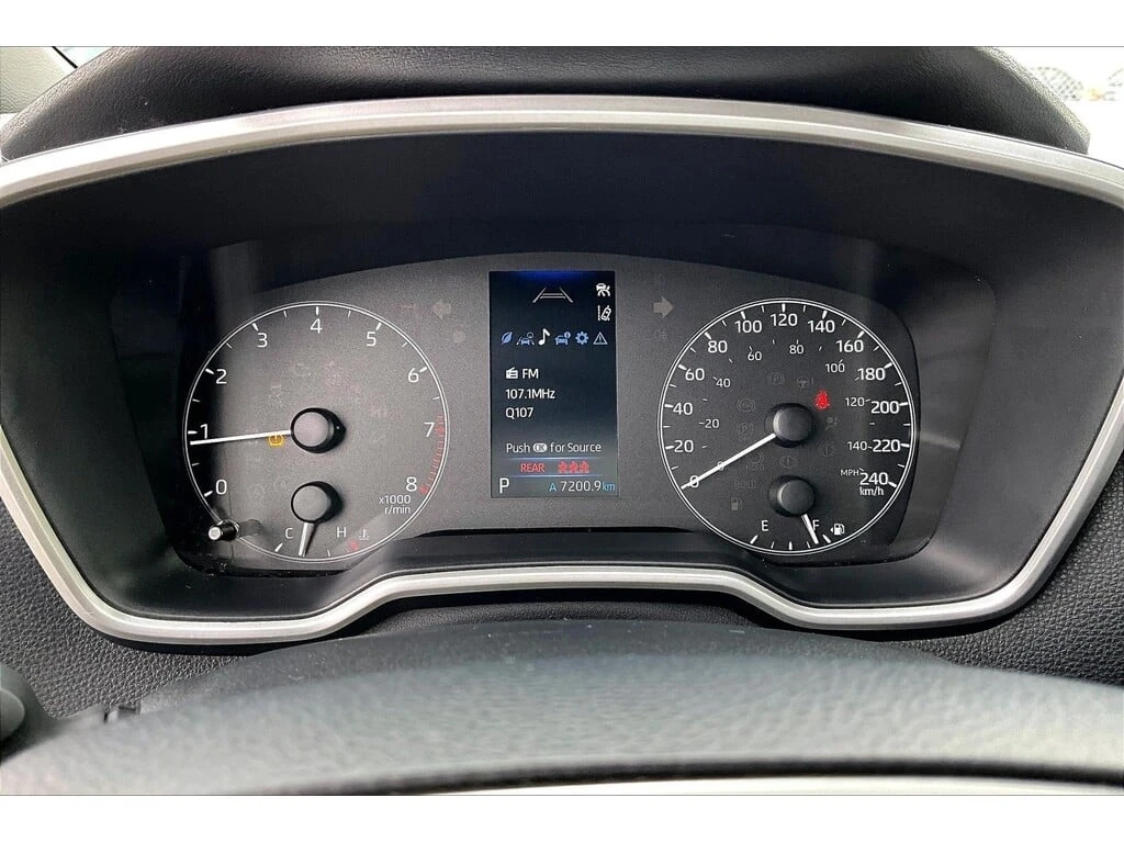 Toyota Corolla * Backup Camera | CarPlay | Great Value | SiriusXM - изображение 8