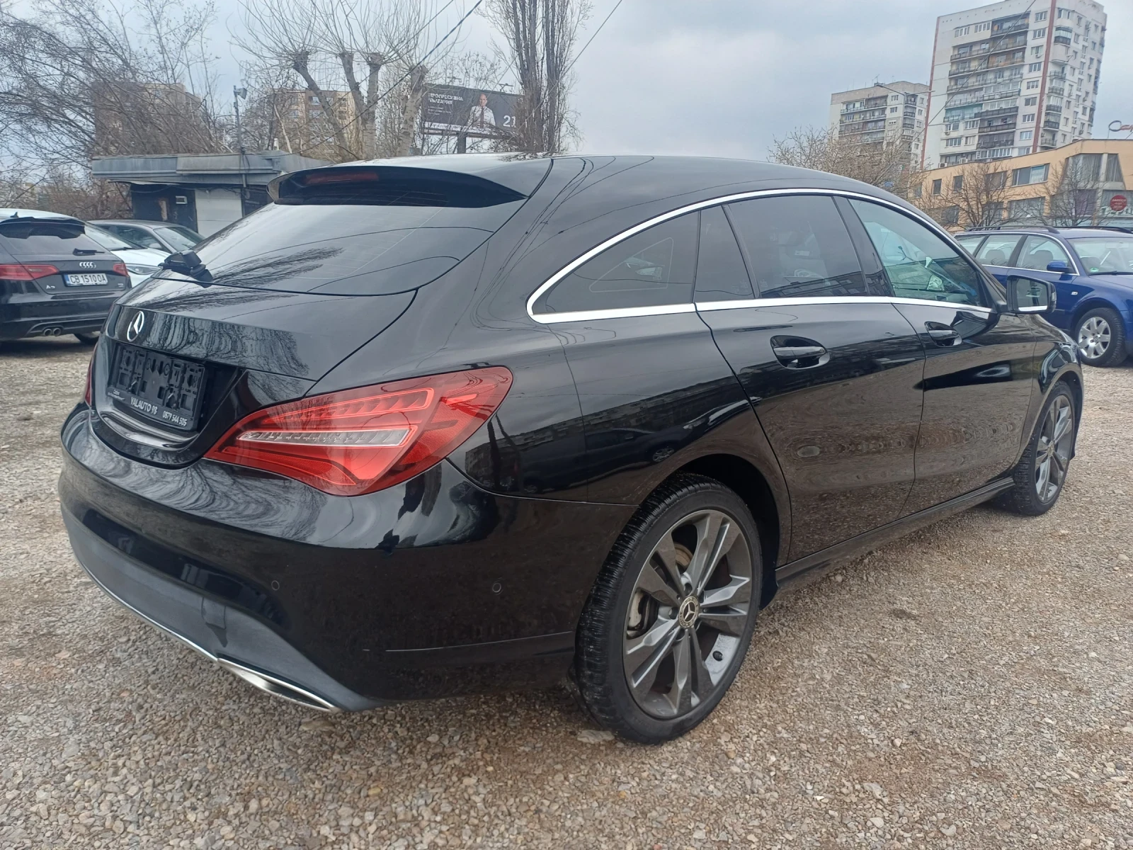 Mercedes-Benz CLA 200 220D, снимка 5 - Автомобили и джипове - 53964370