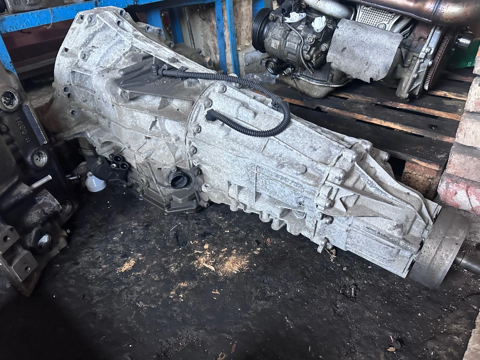 Audi A5 3.0 TDI 245 S-line, снимка 11 - Автомобили и джипове - 54088443