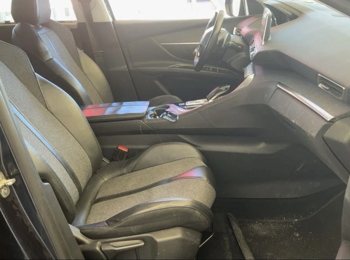 Peugeot 5008 1.6 Blue-HDi Allure / 7 места, снимка 8 - Автомобили и джипове - 54089125