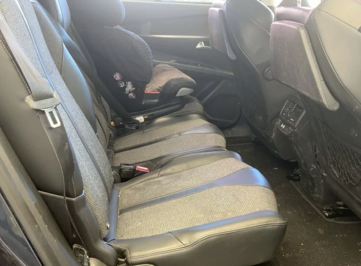 Peugeot 5008 1.6 Blue-HDi Allure / 7 места, снимка 10 - Автомобили и джипове - 54089125