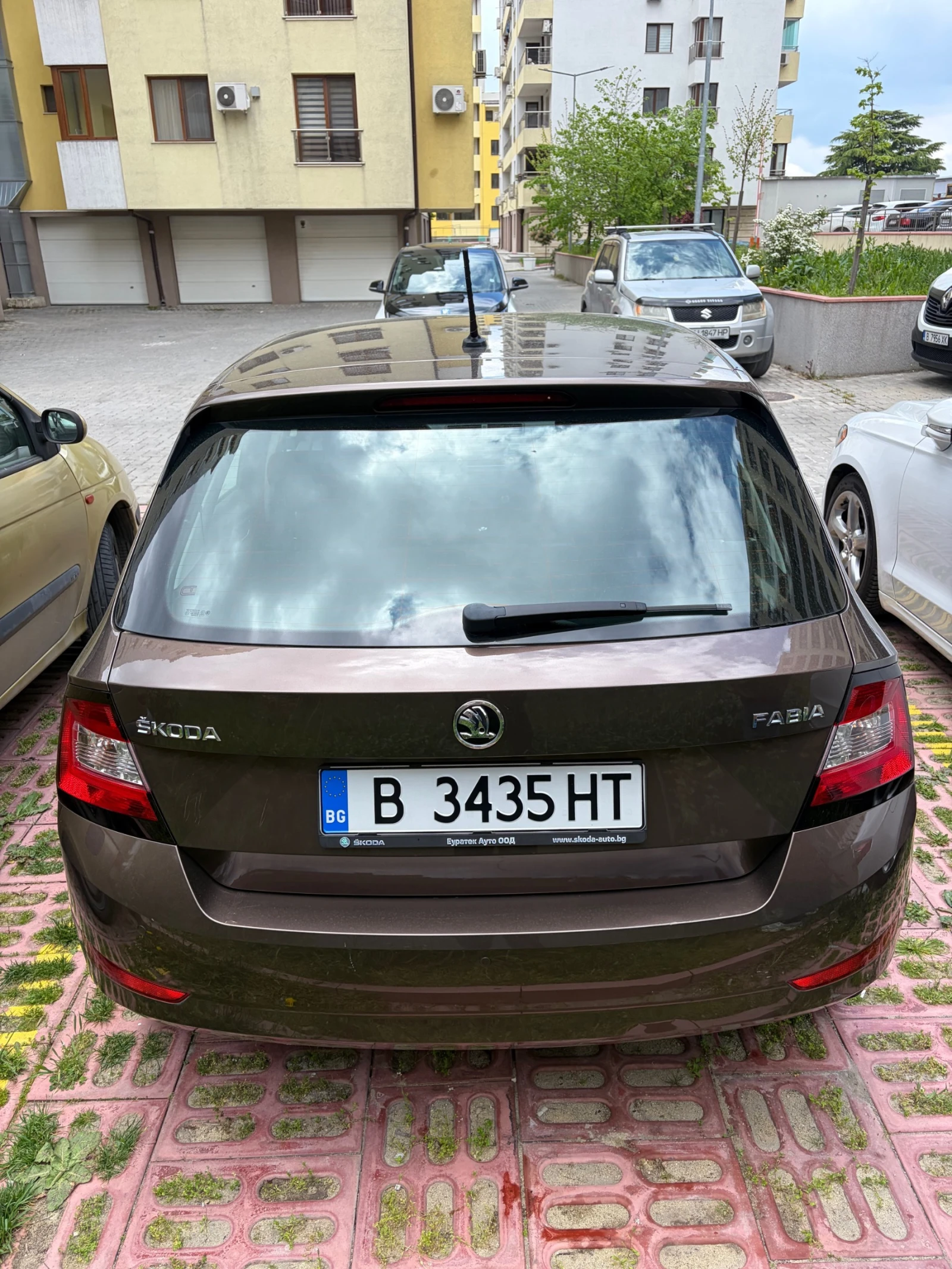Skoda Fabia 1.0 TSI, снимка 3 - Автомобили и джипове - 54236518