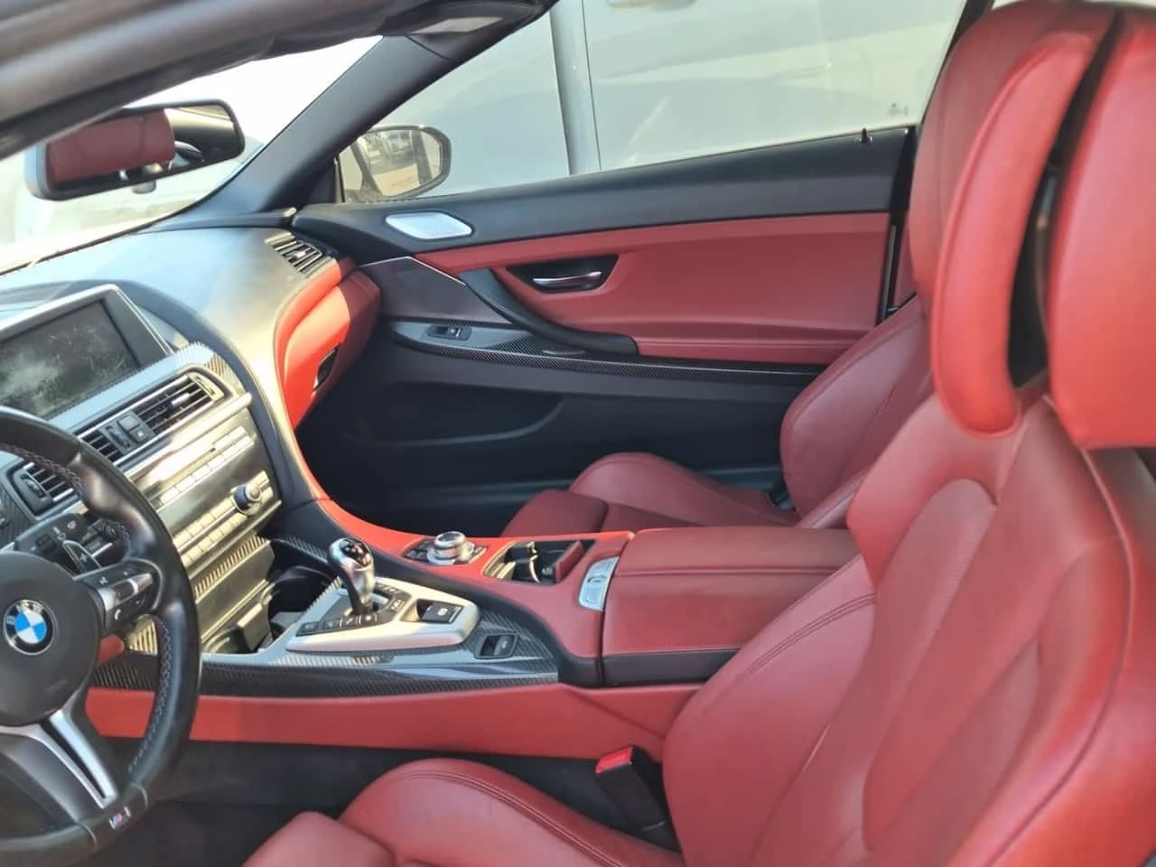 BMW M6 * CARFAX * КАБРИО * 2 КЛЮЧА * ЧЕРВЕН САЛОН * , снимка 8 - Автомобили и джипове - 54402835