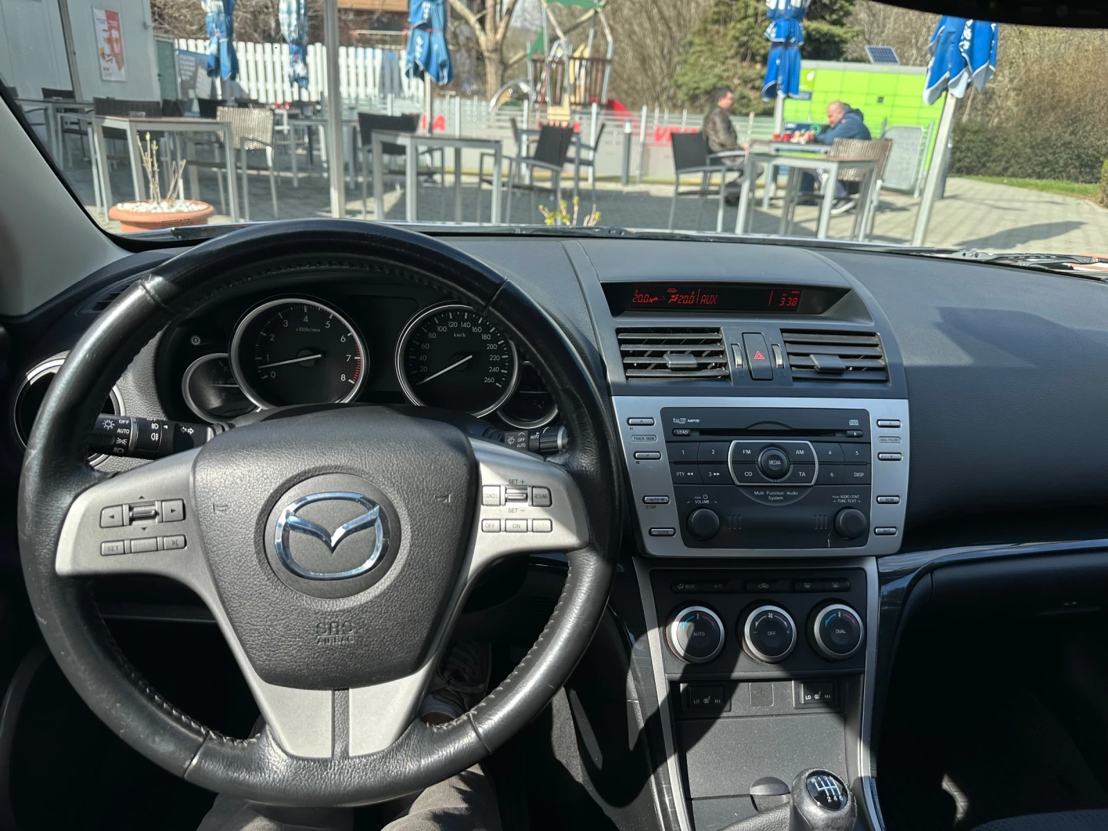 Mazda 6 2.0 бензин , снимка 10 - Автомобили и джипове - 54668737