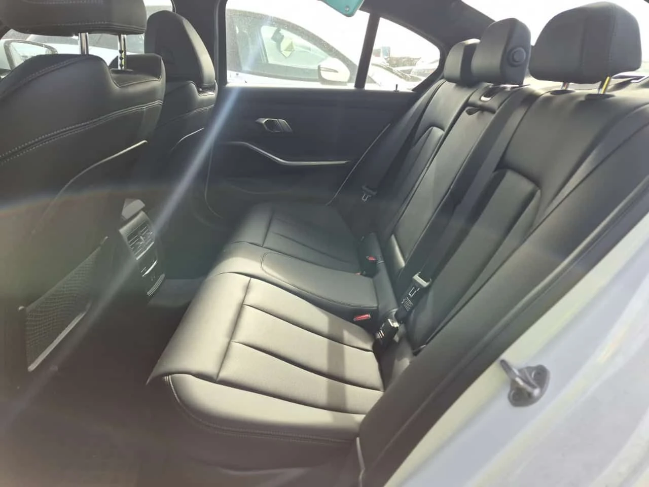 BMW 330 I XDRIVE| PANORAMA| ПАМЕТ| 2 КЛЮЧА| , снимка 11 - Автомобили и джипове - 54677883