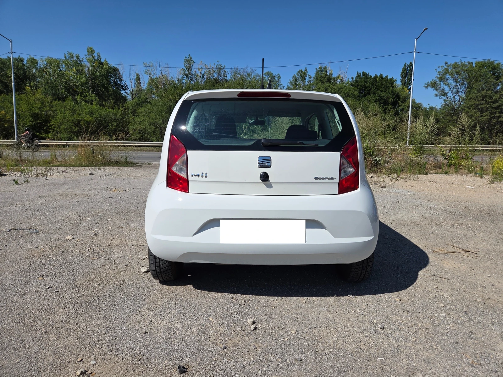 Seat Mii, снимка 3 - Автомобили и джипове - 55475526
