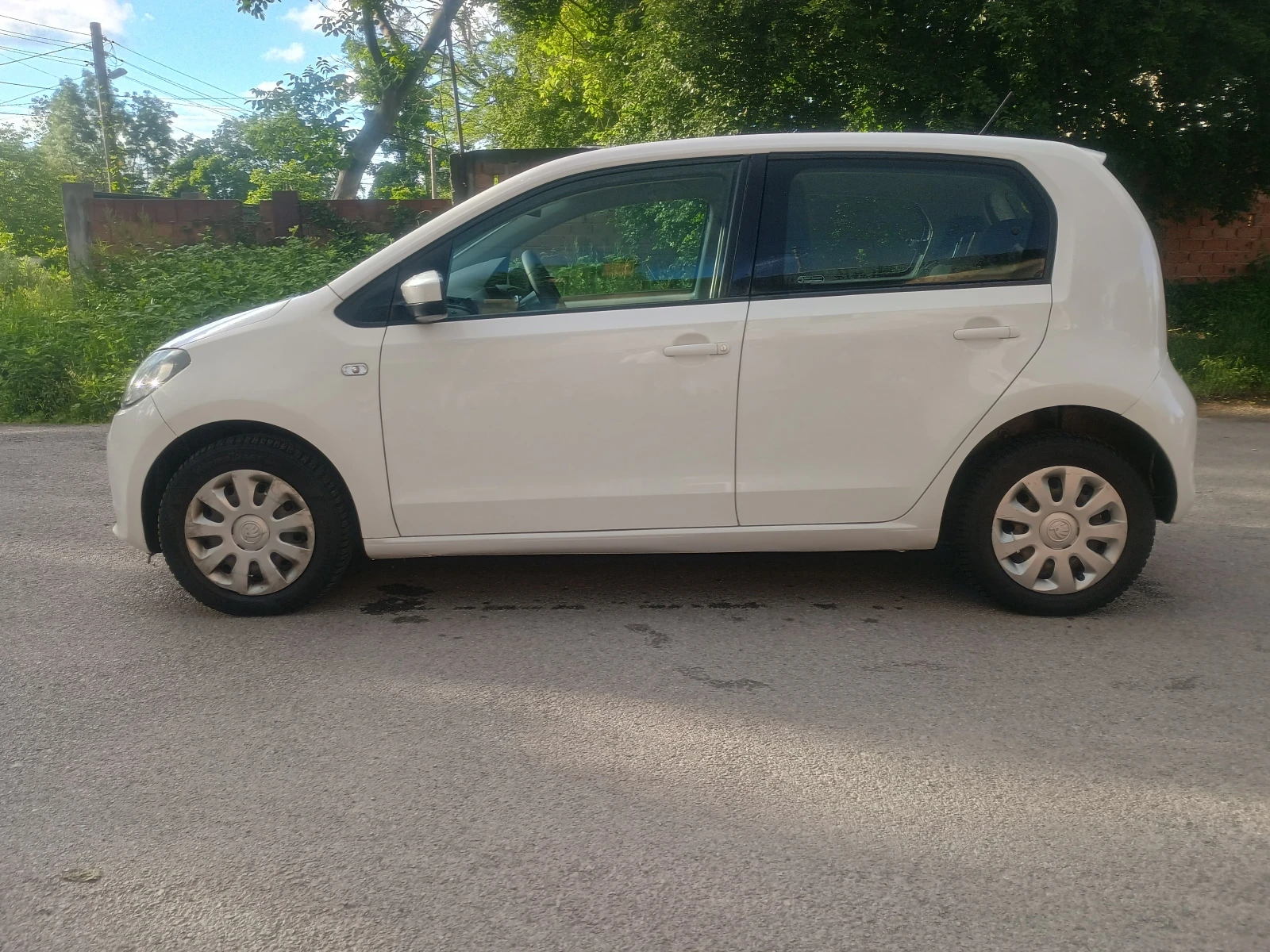 VW Up, снимка 4 - Автомобили и джипове - 54782948