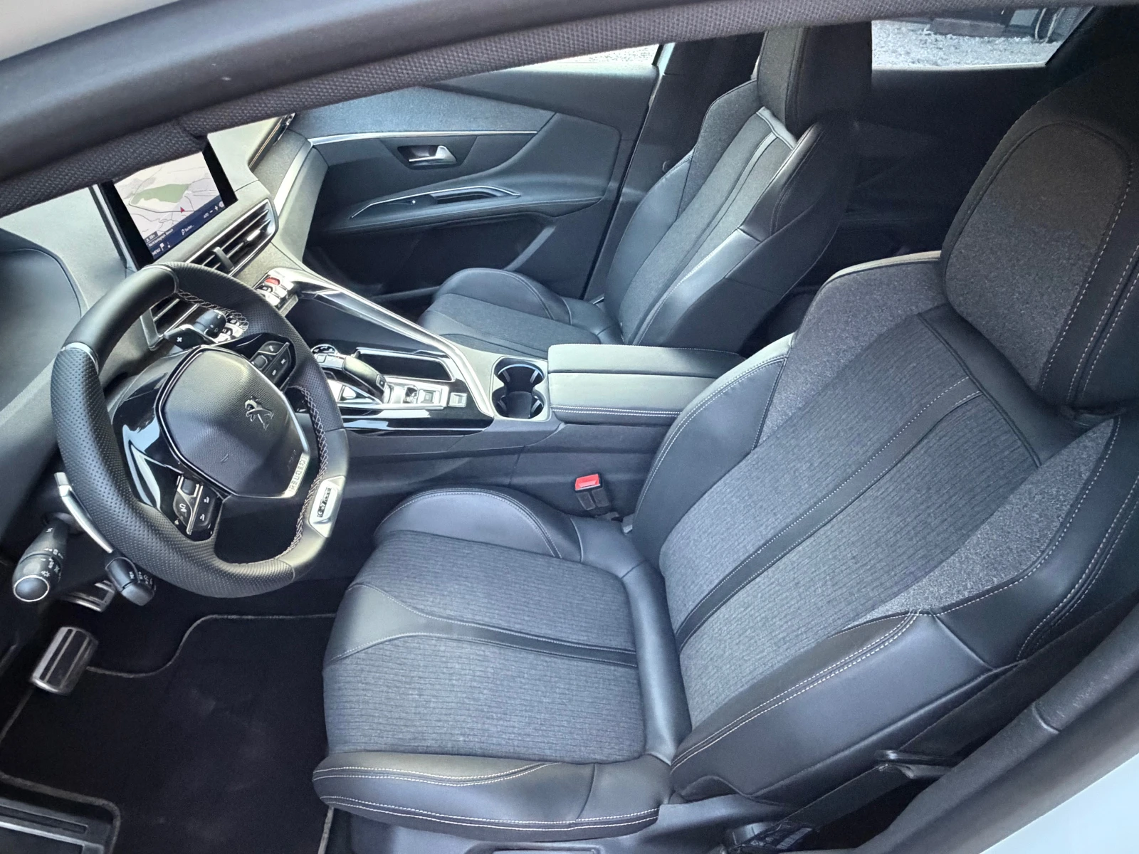 Peugeot 3008 1.5HDI* GT-LINE* Full* EA8, снимка 10 - Автомобили и джипове - 55179944