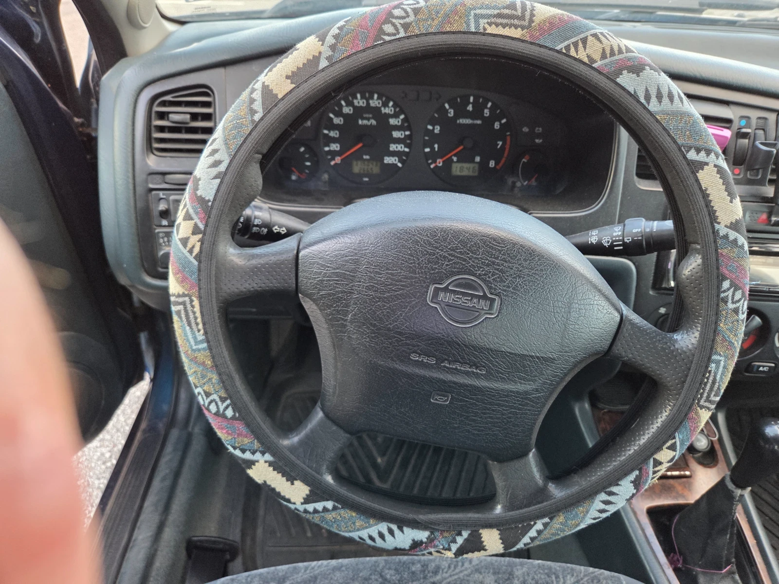 Nissan Primera, снимка 6 - Автомобили и джипове - 56073687